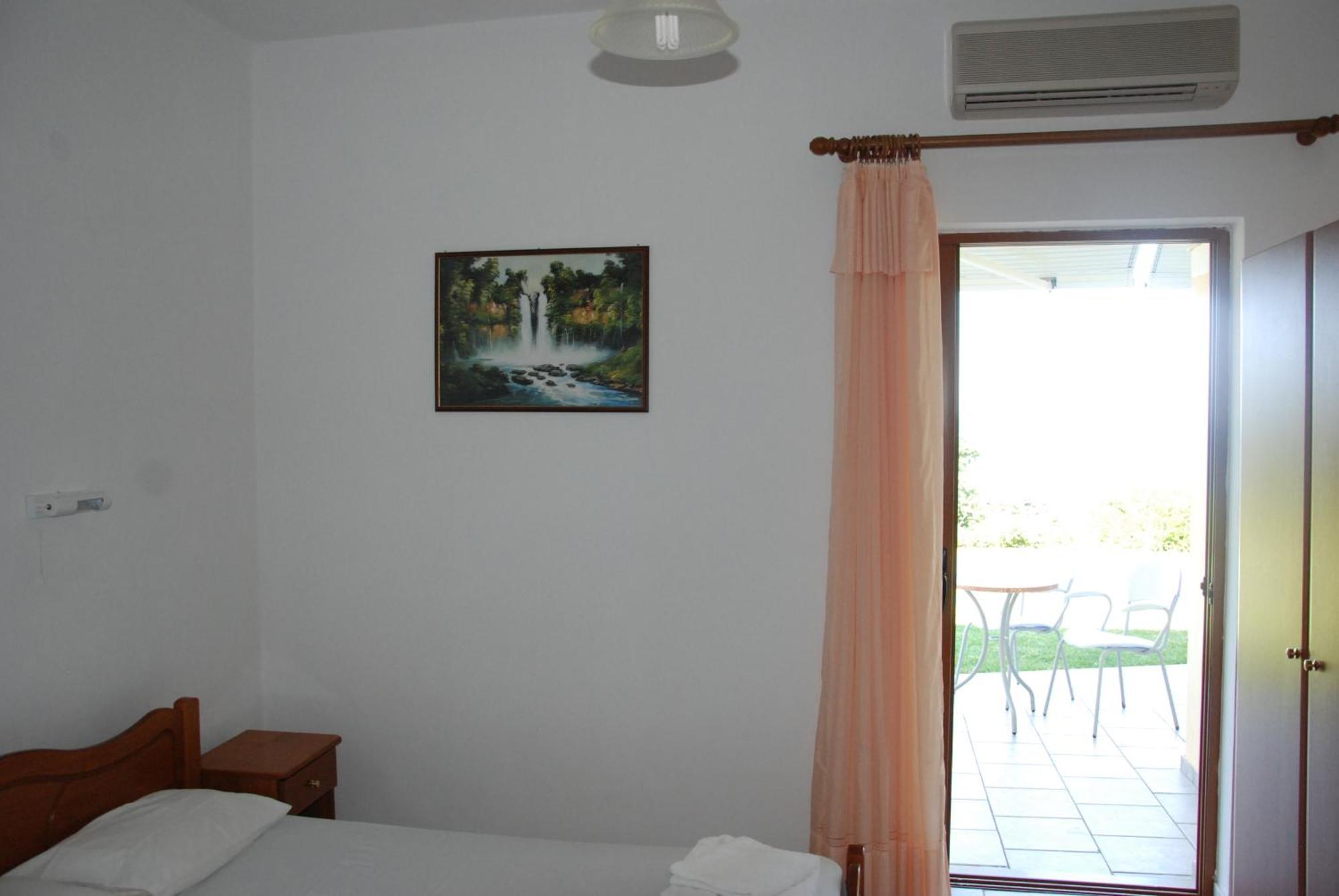 Artolithia Apartments Ríza Zimmer foto